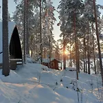 Private Lakefront Dome Sauna & Breakfast Lumous Hankasalmi