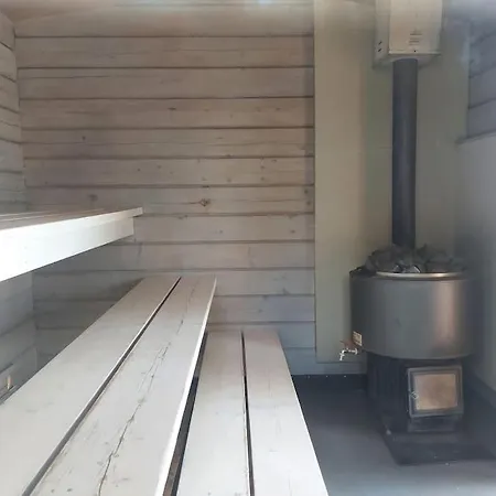 Lumous Forest Hut, Luontovire Chalet *