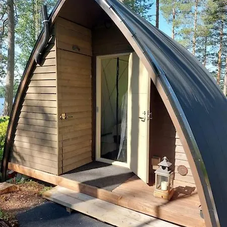 Lumous Forest Hut, Luontovire *