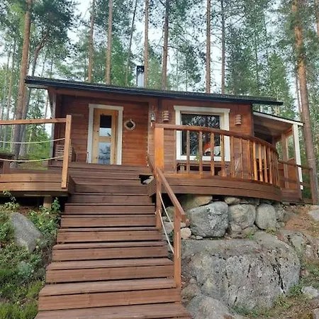 Lumous Forest Hut, Luontovire Hankasalmi