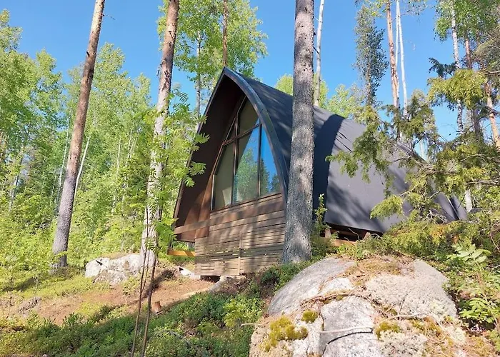 Lumous Forest Hut, Luontovire *