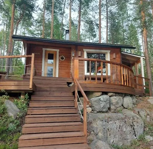 Lumous Forest Hut, Luontovire Hankasalmi